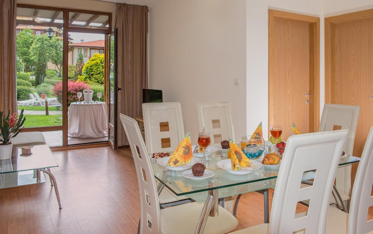 Garden Of Eden Pmg Apartments Sveti Vlas Exterior foto