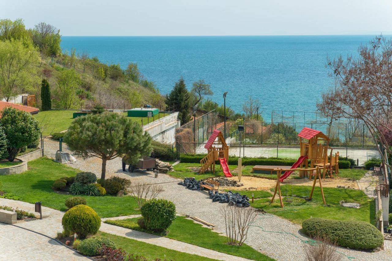 Garden Of Eden Pmg Apartments Sveti Vlas Exterior foto